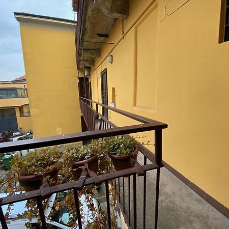 Monolocale Morimondo 1 Milan Exterior photo